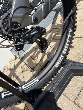 Used CUBE TWO15 HPC SLT 2023 2023 Mountainbike, Light Gray, 29 — image 17 of 21