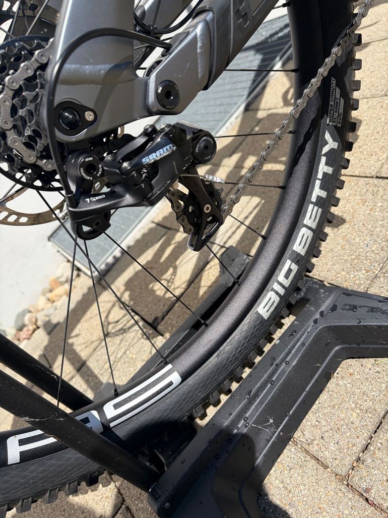 Used CUBE TWO15 HPC SLT 2023 2023 Mountainbike, Light Gray, 29 — image 17 of 21