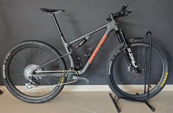 Used Santa Cruz Blur Sram Eagle Transmission XX 2025 MTB