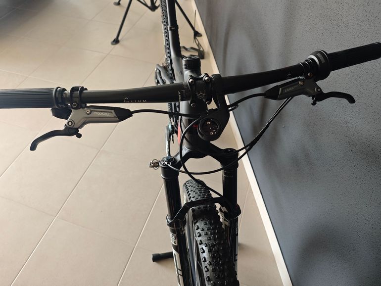 Used Santa Cruz Blur Sram Eagle Transmission XX 2025 Mountainbike, Black — image 11 of 11
