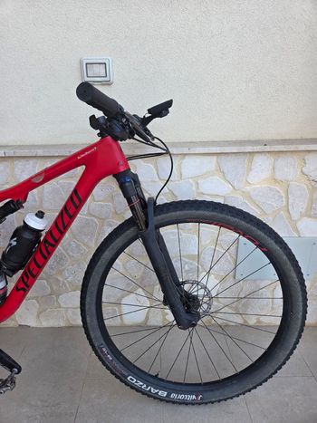 Used Specialized Men's Epic Comp Carbon 2019 2019 Mountainbike, Red, 29 — image 3 of 5