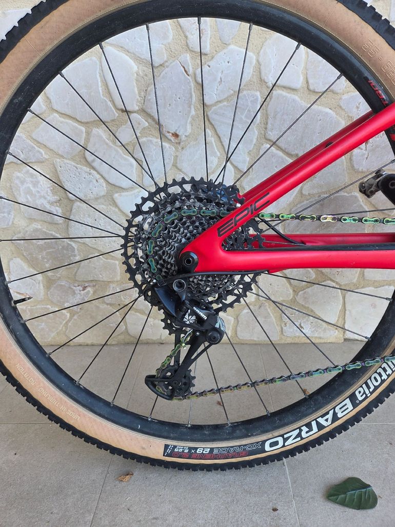 Used Specialized Men's Epic Comp Carbon 2019 2019 Mountainbike, Red, 29 — image 5 of 5