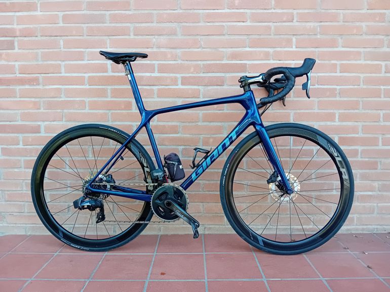 Used Giant TCR Advanced SL 1 Disc 2020 2020 Road & Gravel, Blue — image 1 of 6