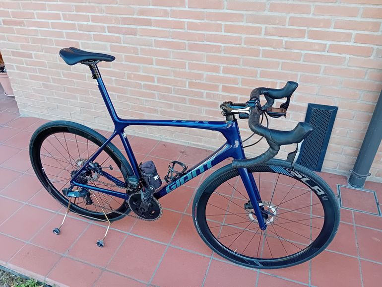 Used Giant TCR Advanced SL 1 Disc 2020 2020 Road & Gravel, Blue — image 4 of 6