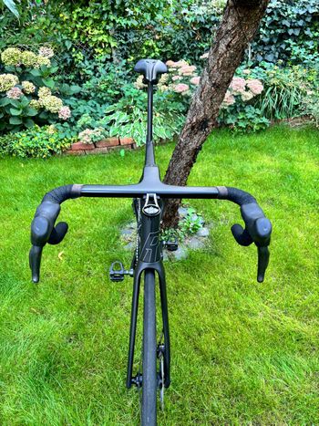 Used Rose Xlite 06 Ultegra Di2 2024 2024 Road & Gravel, Black — image 4 of 6