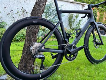 Used Rose Xlite 06 Ultegra Di2 2024 2024 Road & Gravel, Black — image 3 of 6