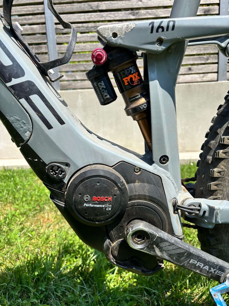 Used CUBE STEREO HYBRID 160 Action Team 500 27.5 2018 2018 Mountainbike, Light Gray, 27.5 — image 9 of 11