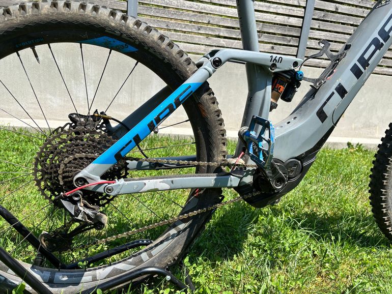 Used CUBE STEREO HYBRID 160 Action Team 500 27.5 2018 2018 Mountainbike, Light Gray, 27.5 — image 3 of 11