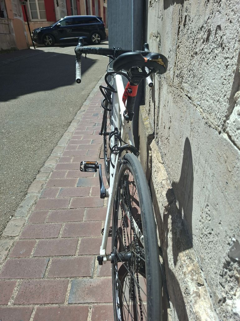 Used TRIBAN Rc520 Shimano Sora 2020 Road & Gravel — image 3 of 5