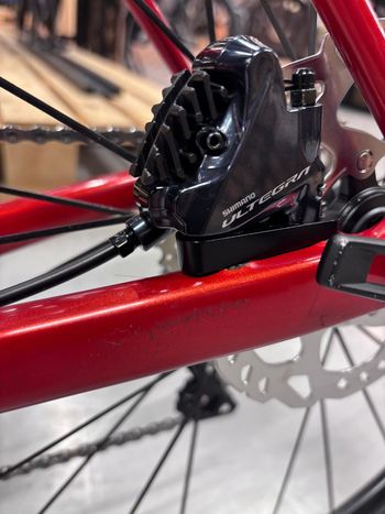 Used Canyon Endurace CF SL Disc 8.0 2021 2021 Road & Gravel, Red — image 7 of 8