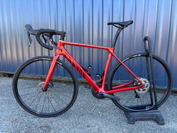 Used Canyon Endurace CF SL Disc 8.0 2021 2021 Road & Gravel, Red — image 2 of 8