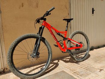 Used Specialized Specialized Stumpjumper FSR 2018 Mountainbike, Rot — image 2 of 6