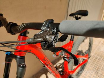 Used Specialized Specialized Stumpjumper FSR 2018 Mountainbike, Rot — image 4 of 6