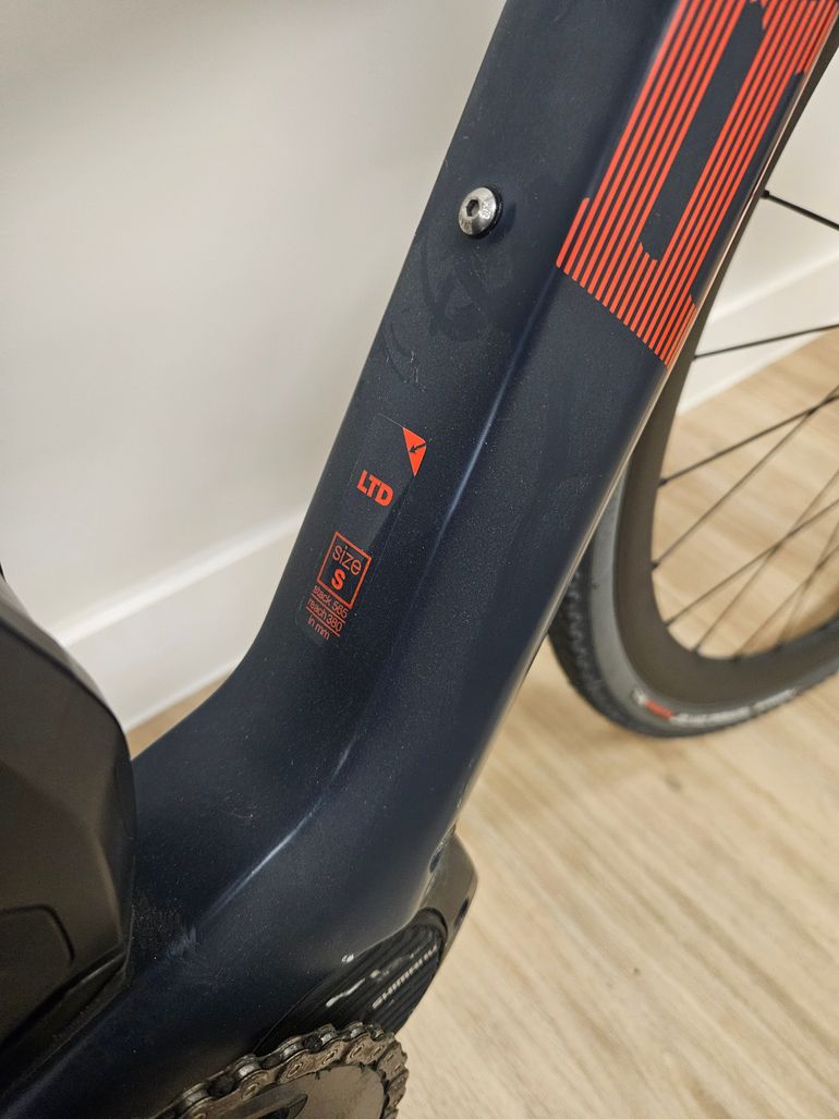 Used BMC Alpenchallenge AMP CROSS LTD 2020 2020 Urban, Blue — image 4 of 9