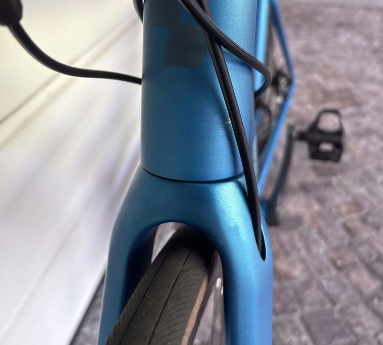 Used CUBE ATTAIN RACE 2023 2023 Road & Gravel, Blue — image 6 of 17