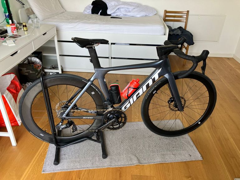 Used Giant Propel SRAM Rival 2022 Road & Gravel — image 1 of 4
