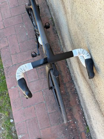 Used Colnago V4Rs Shimano Dura Ace Di2 2025 2025 Road & Gravel — image 4 of 6