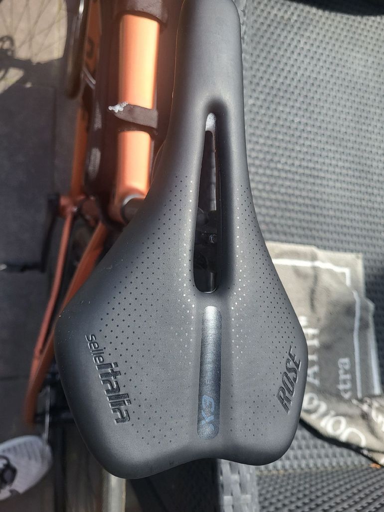 Used Rose Reveal AL Ultegra 2024 2024 Road & Gravel, Orange — image 12 of 16