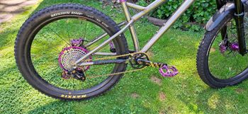 Used Kingdom Vendetta SRAM XX1 Eagle 2021 Mountainbike, Light Gray — image 3 of 5
