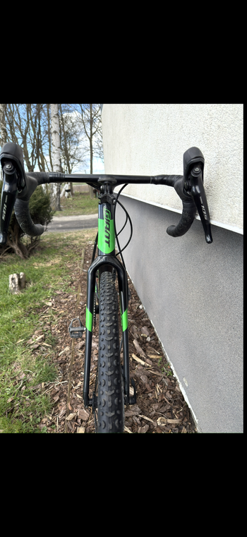Used Giant TCX SLR 2 2019 2019 Road & Gravel, Green — image 6 of 7