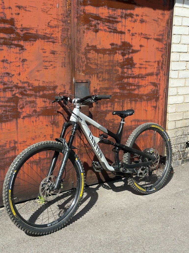 Used Canyon Spectral 27 AL 6 2023 2023 Mountainbike, White, 27.5 — image 18 of 21