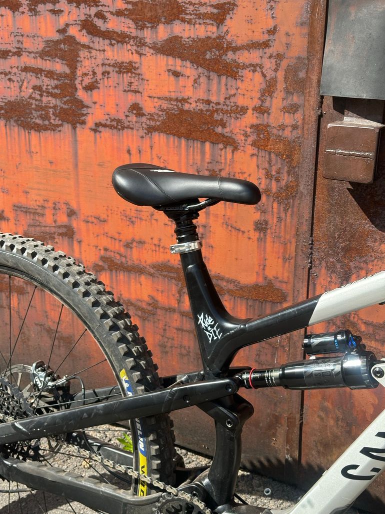 Used Canyon Spectral 27 AL 6 2023 2023 Mountainbike, White, 27.5 — image 8 of 21
