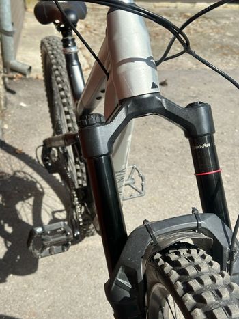 Used Canyon Spectral 27 AL 6 2023 2023 Mountainbike, White, 27.5 — image 12 of 21