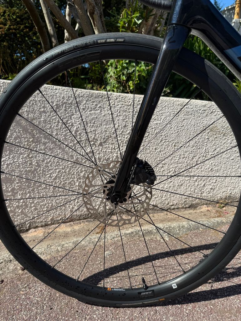 Used Giant Giant TCR Advanced 2025 2025 Road & Gravel — image 8 of 8
