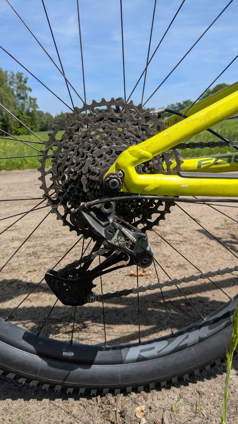 Used Focus JAM 6.8 NINE 2019 2019 Mountainbike, Green — image 3 of 5