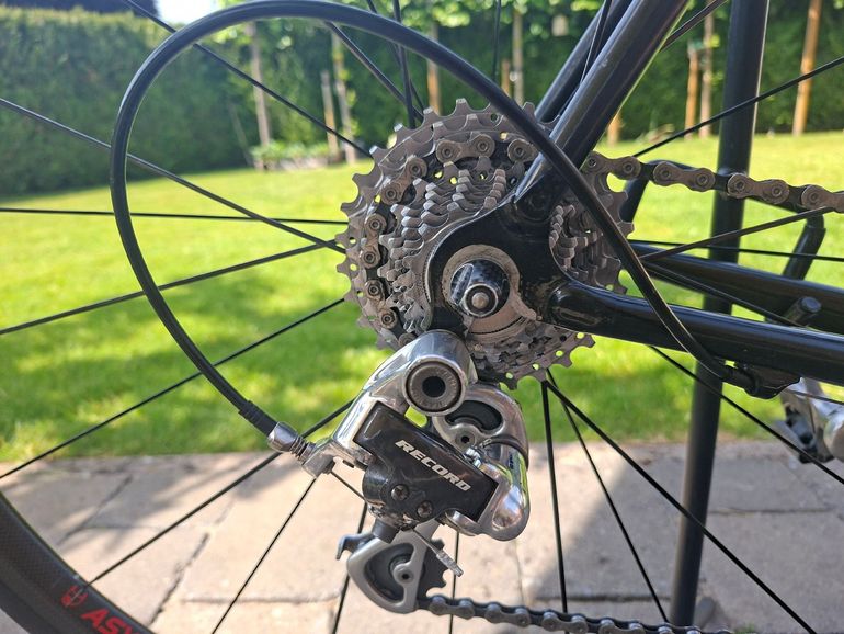 Used Colnago C40 Campagnolo Record 2002 Road & Gravel, Black — image 4 of 16