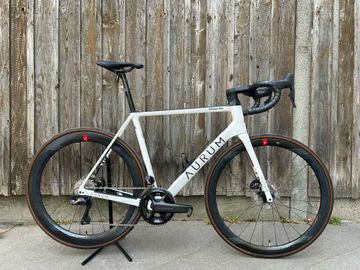 Brugt Aurum Custom Shimano Ultegra Di2 2024 Road & Gravel