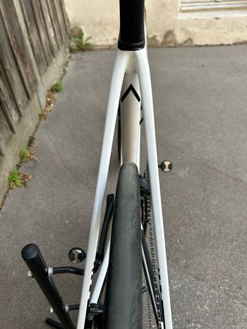 Used Aurum Aurum Custom Shimano Ultegra Di2 2024 Road & Gravel, White — image 16 of 18
