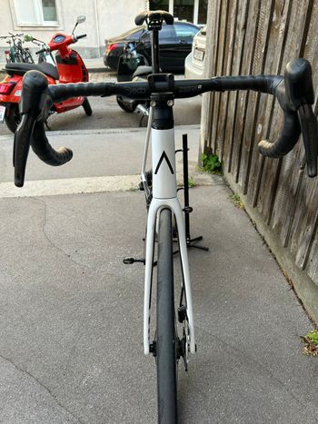 Used Aurum Aurum Custom Shimano Ultegra Di2 2024 Road & Gravel, White — image 12 of 18