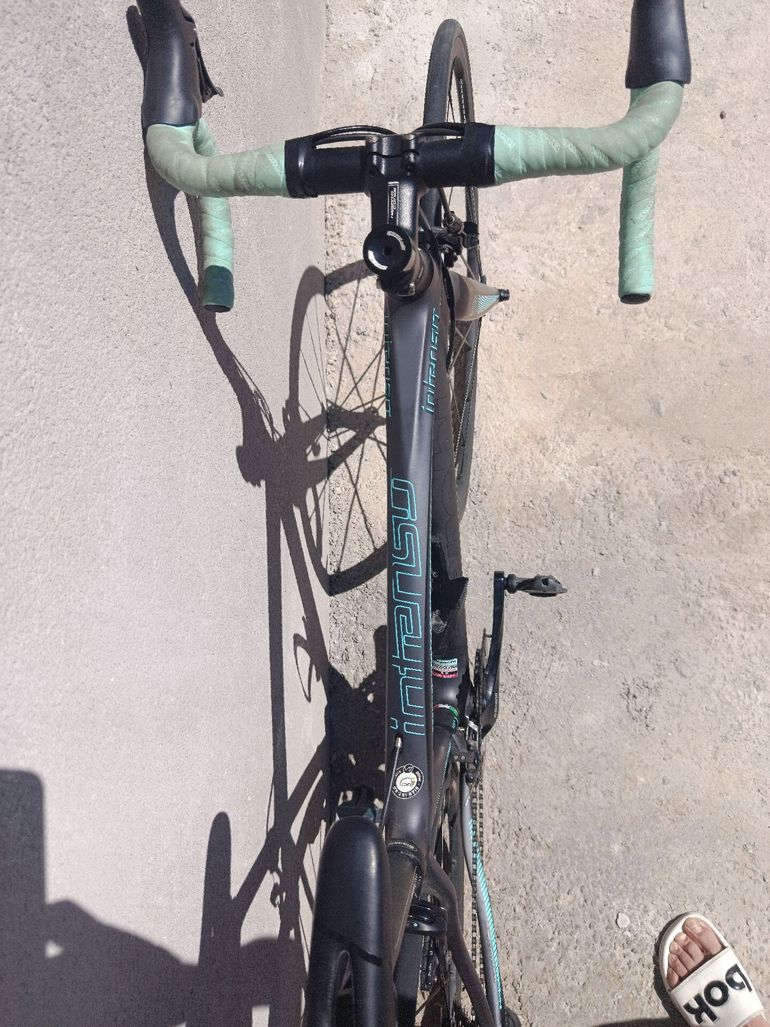 Used Bianchi Intenso Dama Ultegra 2016 2016 Road & Gravel, Black — image 7 of 10