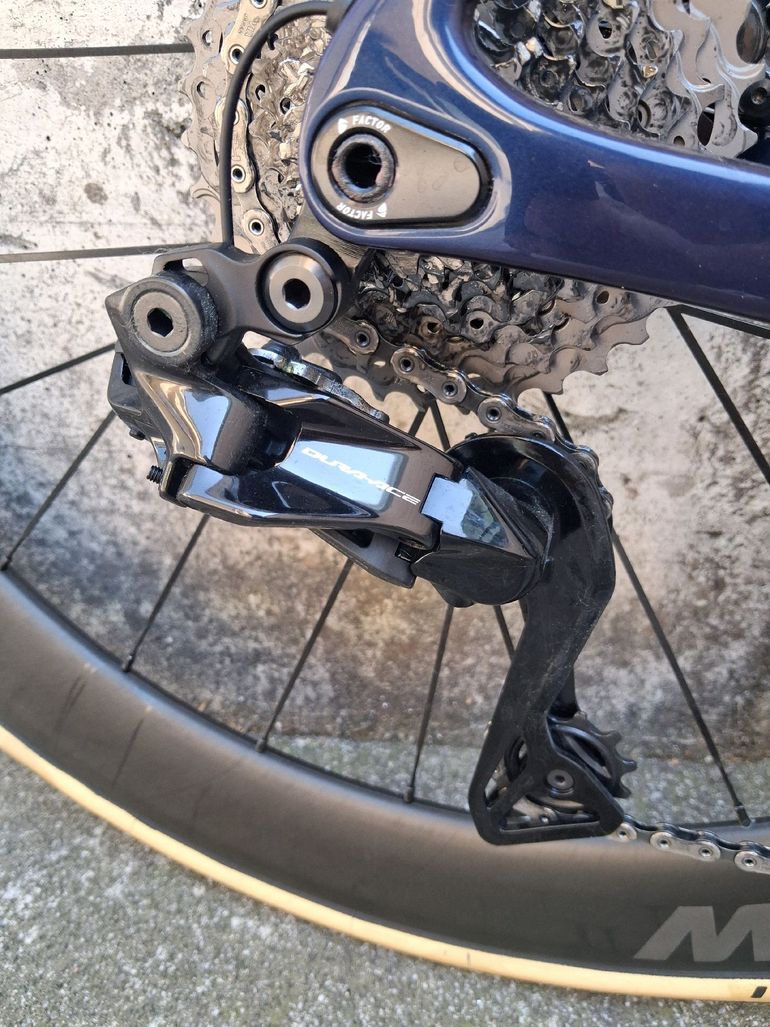 Used Factor OSTRO VAM Shimano Dura-Ace Di2 9270 2023 2023 Road & Gravel, Blue — image 3 of 7