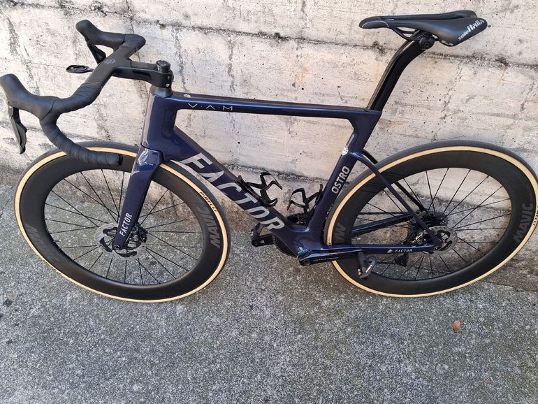 Used Factor OSTRO VAM Shimano Dura-Ace Di2 9270 2023 2023 Road & Gravel, Blue — image 2 of 7