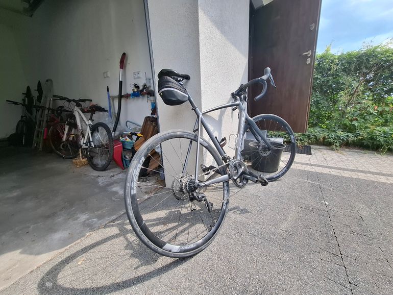 Used Kross Vento Shimano 105 2024 Road & Gravel, Hellgrau — image 3 of 5