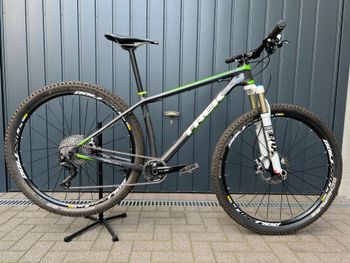 Used Trek Superfly 9.8 2014 2014 Mountainbike — image 4 of 5