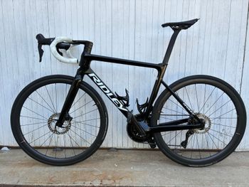 Used Ridley Falcn RS - Shimano 105 DI2 // 2x12s 2023 2023 Road & Gravel, Black — image 2 of 11
