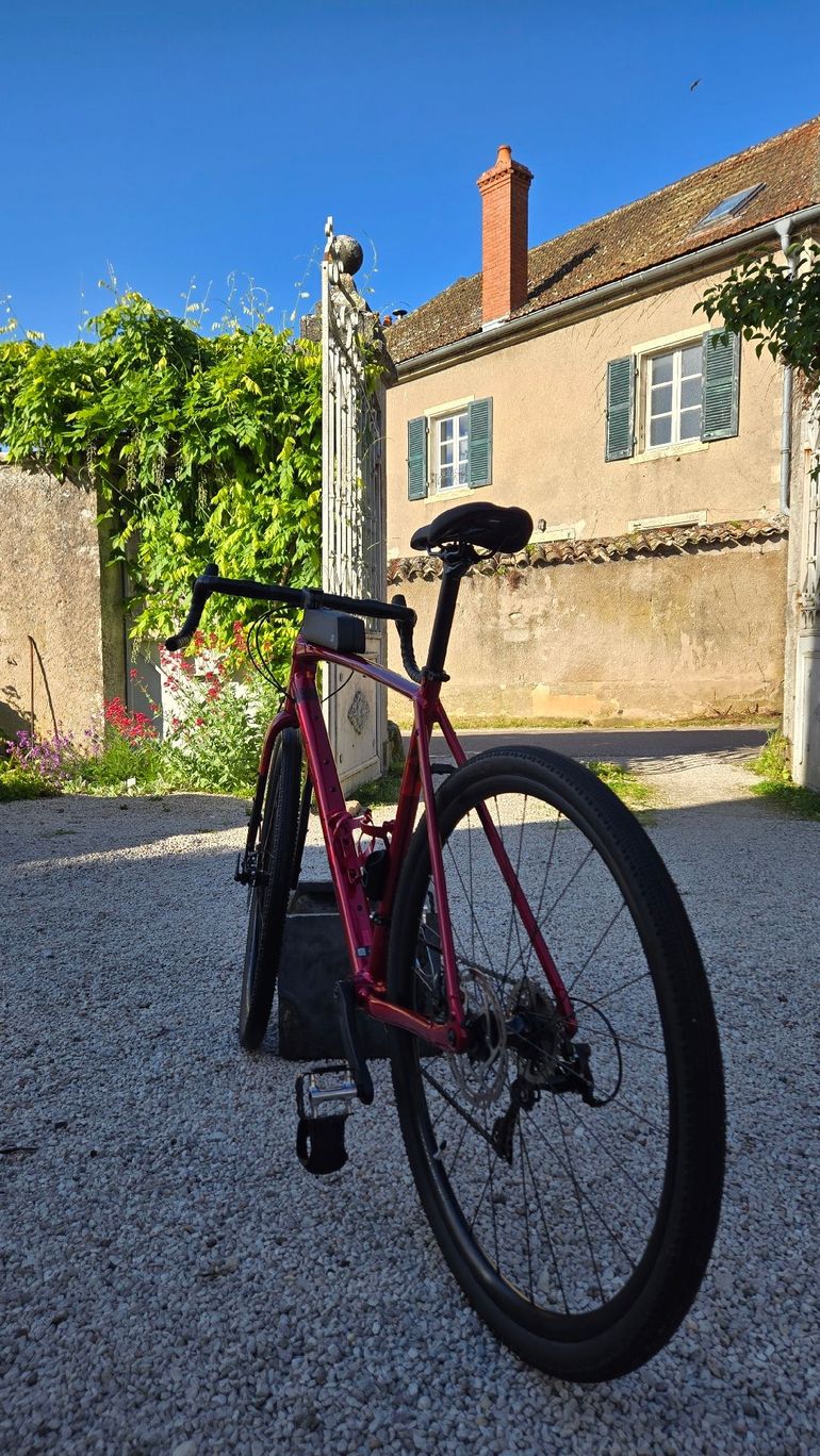 Used Trek Trek Checkpoint ALR 3 2025 Road & Gravel — image 7 of 14