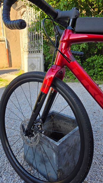 Used Trek Trek Checkpoint ALR 3 2025 Road & Gravel — image 8 of 14