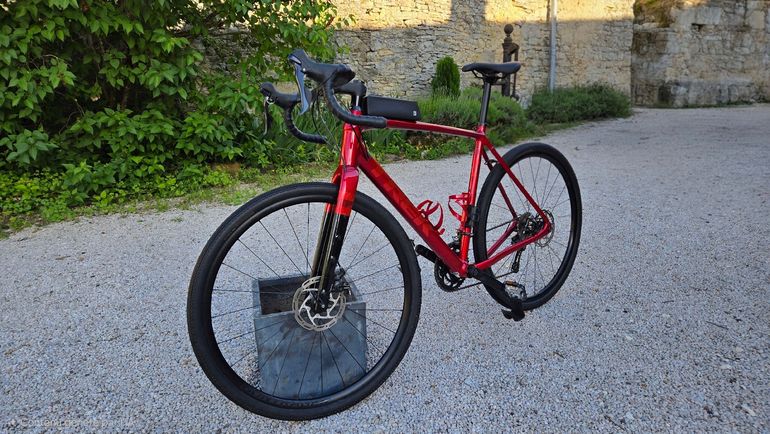Used Trek Trek Checkpoint ALR 3 2025 Road & Gravel — image 3 of 14