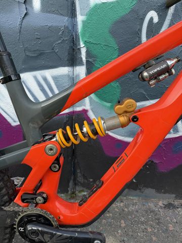Used Ibis Cycles Ibis HD6 2025 Mountainbike, Orange, Mixed — image 10 of 17
