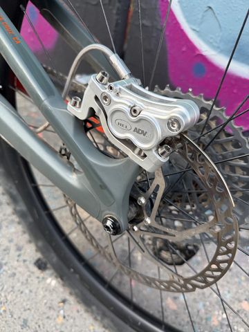 Used Ibis Cycles Ibis HD6 2025 Mountainbike, Orange, Mixed — image 14 of 17