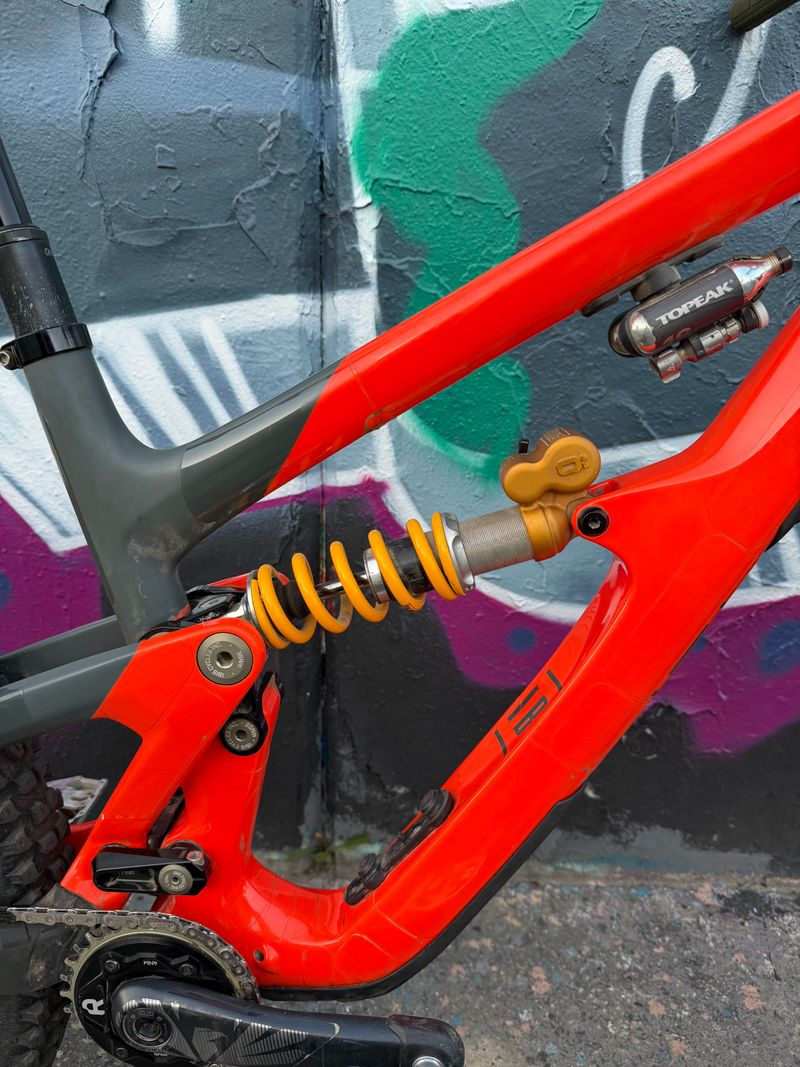 Used Ibis Cycles Ibis HD6 2025 Mountainbike, Orange, Mixed — image 6 of 17
