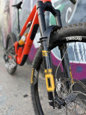 Used Ibis Cycles Ibis HD6 2025 Mountainbike, Orange, Mixed — image 9 of 17