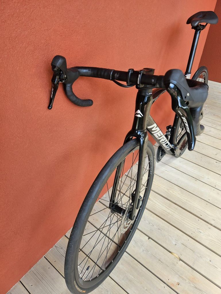 Used Merida Scultura Shimano 105 2024 Road & Gravel — image 7 of 9