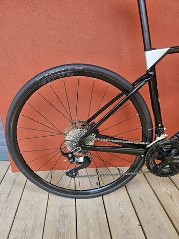 Used Merida Scultura Shimano 105 2024 Road & Gravel — image 8 of 9