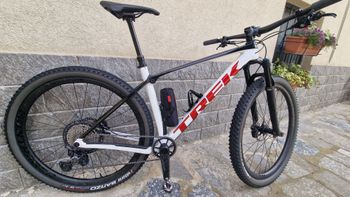 Used Trek Procaliber 9.8 2021 2021 Mountainbike — image 4 of 9