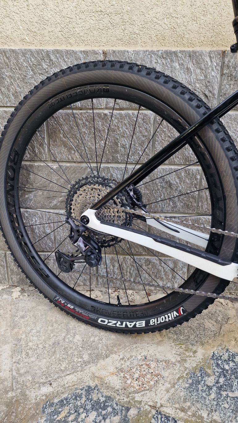 Used Trek Procaliber 9.8 2021 2021 Mountainbike — image 5 of 9